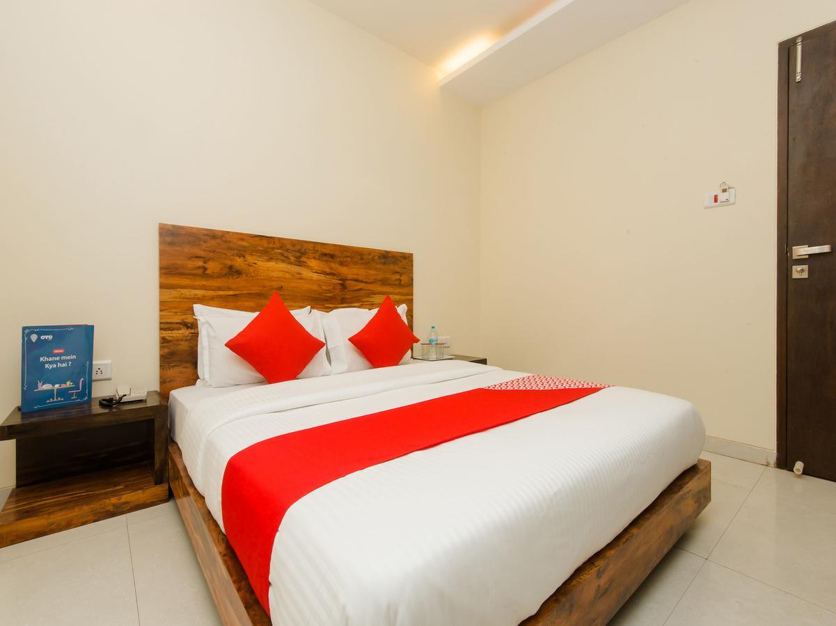 Hotel Sai Comforts Bapane Exteriér fotografie